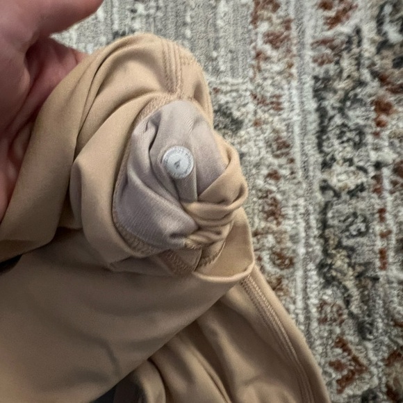 lululemon athletica Tan Leggings - Picture 3 of 6